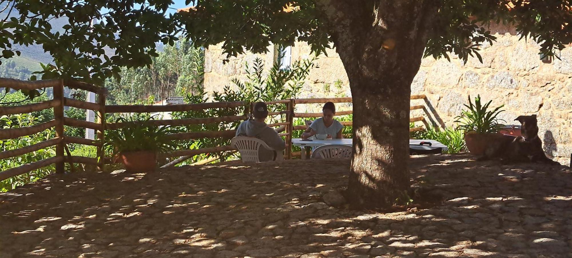 Refugio Dos Cartolas Sao Mamede de Infesta Bagian luar foto